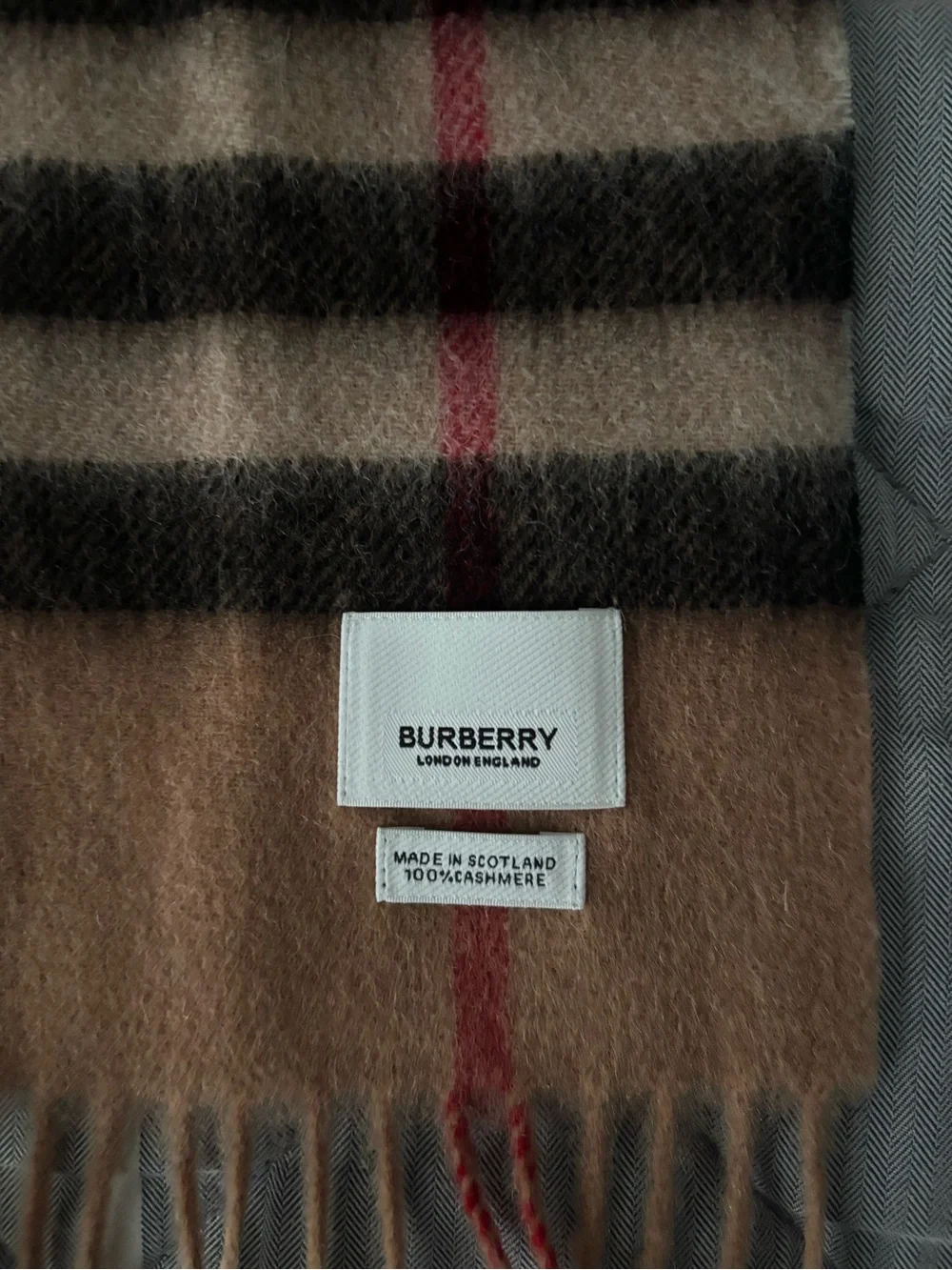 brand new burberry cashmere scarf